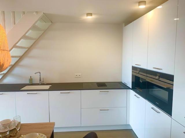 La Belle Vue-Charming Duplex Apartment With Sea View, 50 Meters From Beach And Private Parking Saint-Raphaël المظهر الخارجي الصورة